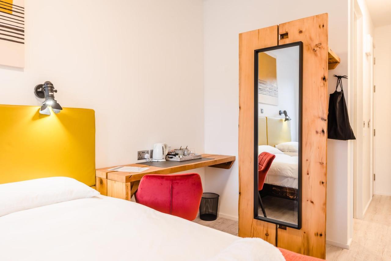 Cardiff Arms Bistro & Hotel Treorky エクステリア 写真