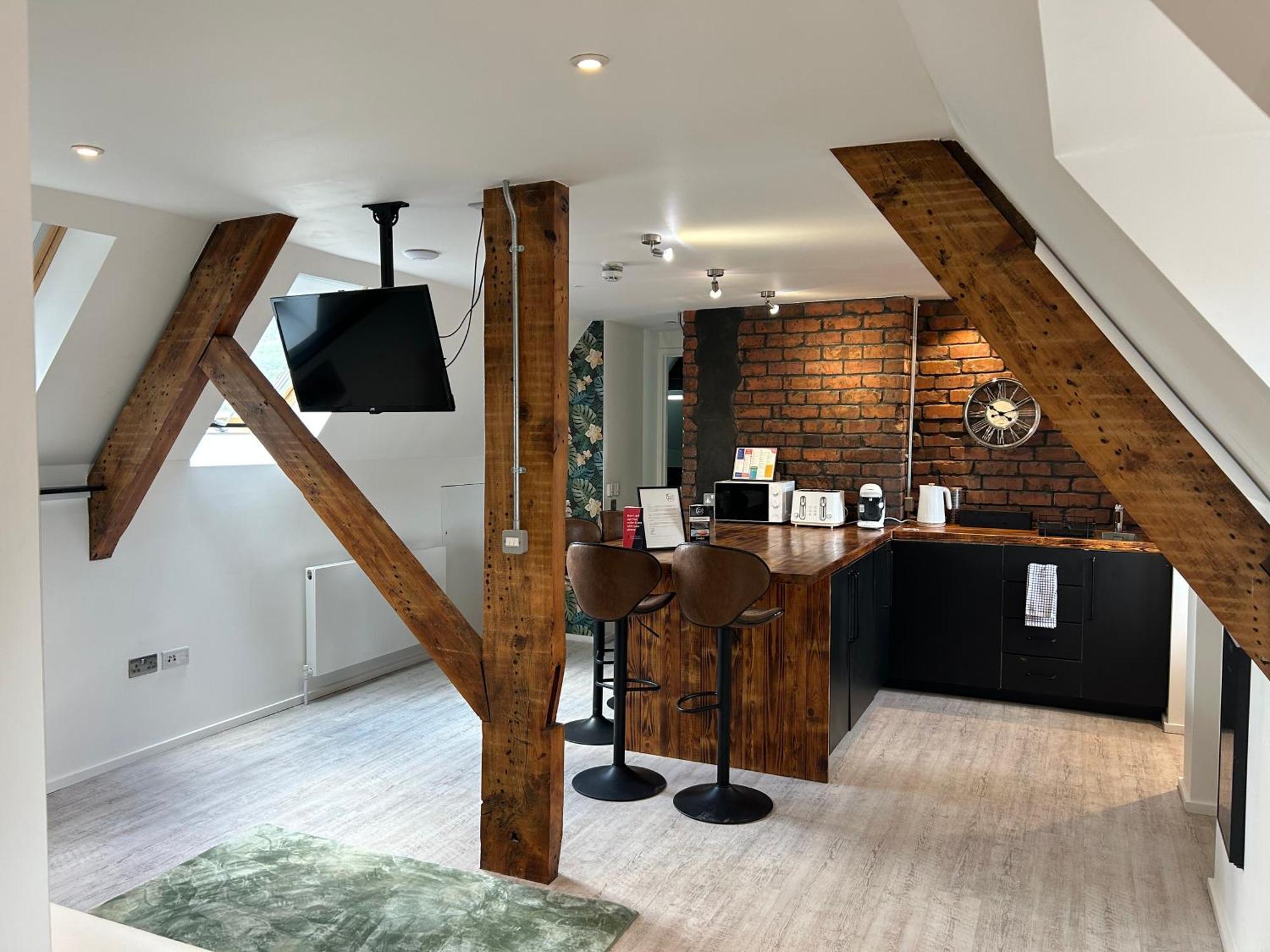 Cardiff Arms Bistro & Hotel Treorky エクステリア 写真